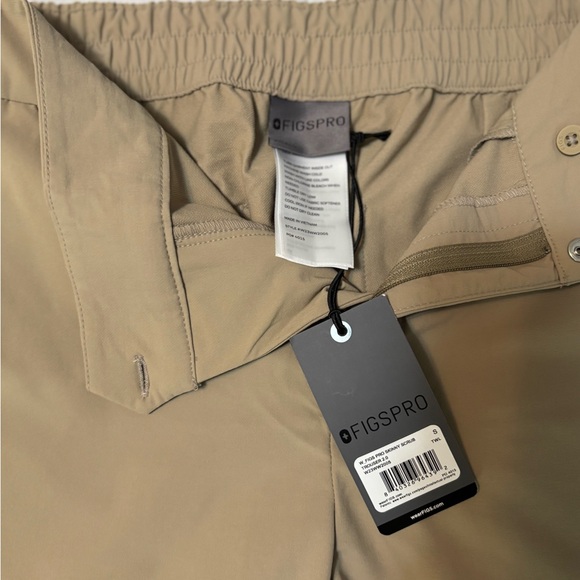 Figspro Women's Khaki skinny scrub pant - Picture 2 of 3
